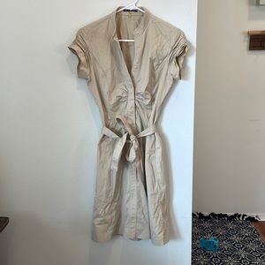 Elite Tahari safari dress